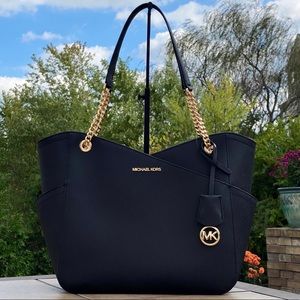 NWT Michael Kors Jet Set Chain Shoulder Tote